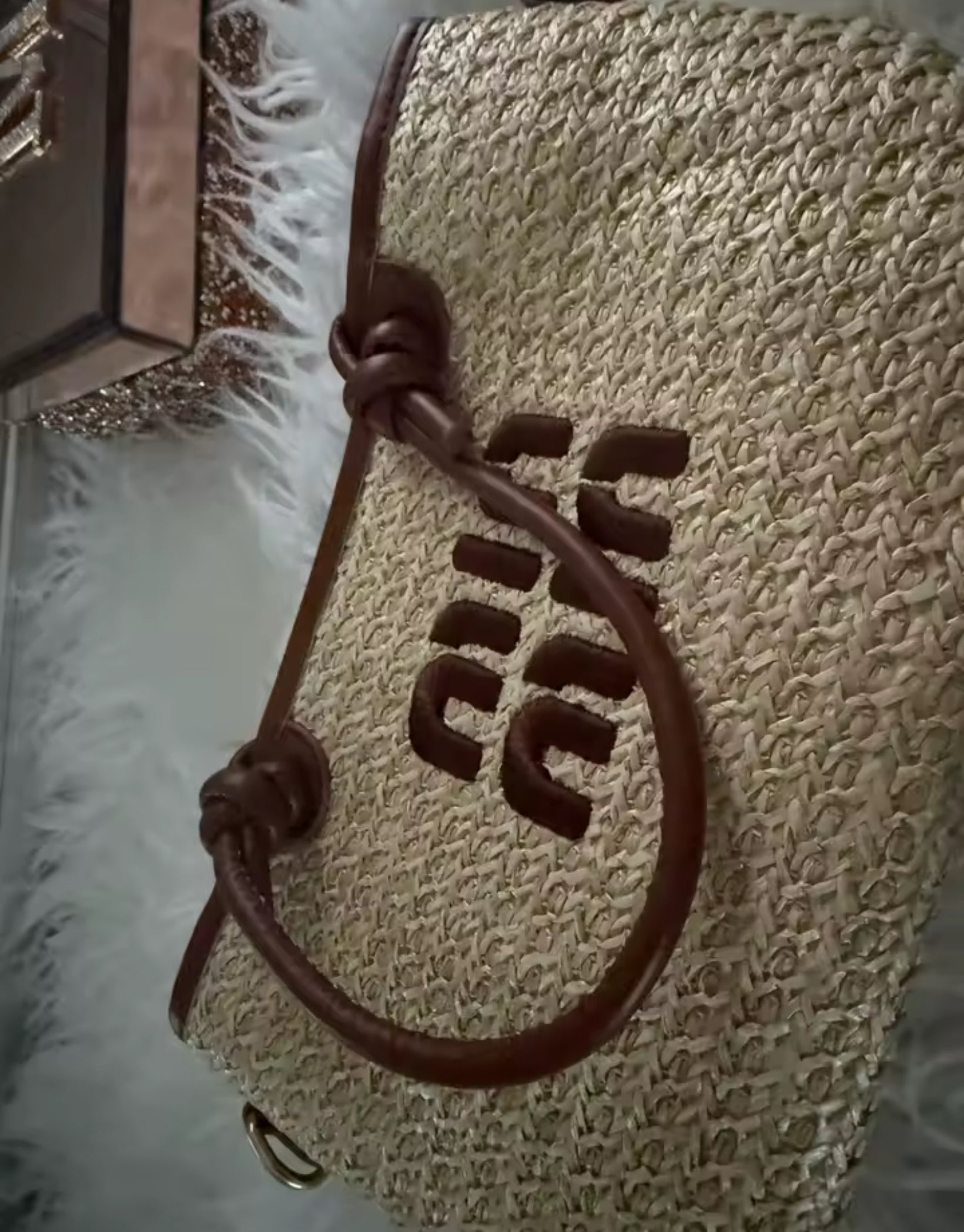 New Summer Beach Grass Woven Bag Women's Handbag Embroidered Thread Fashion Crossbody Bag Women's Unique Design Shoulder Bag